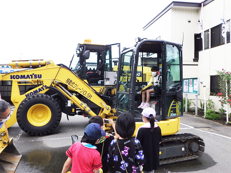 生保内小学校「まちたんけん」（万六建設）